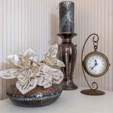 Διαμέρισμα Aristocratic Elegant 2 Bdrm Spacious Center *