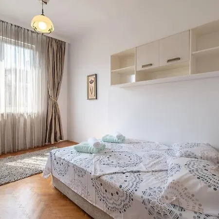 Aristocratic Elegant 2 Bdrm Spacious Center * Sofia