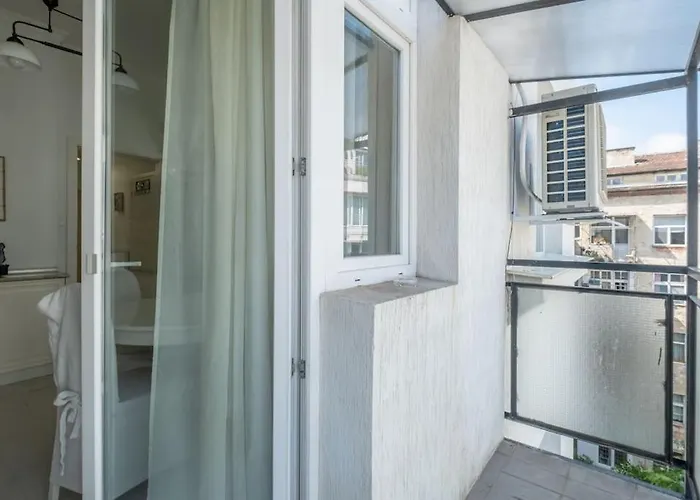 公寓 Aristocratic Elegant 2 Bdrm Spacious Center