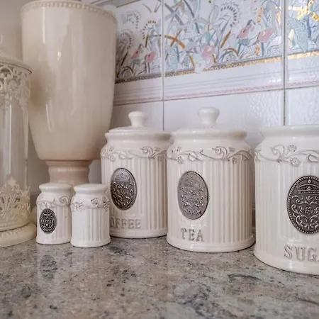 Apartamento Aristocratic Elegant 2 Bdrm Spacious Center Sófia